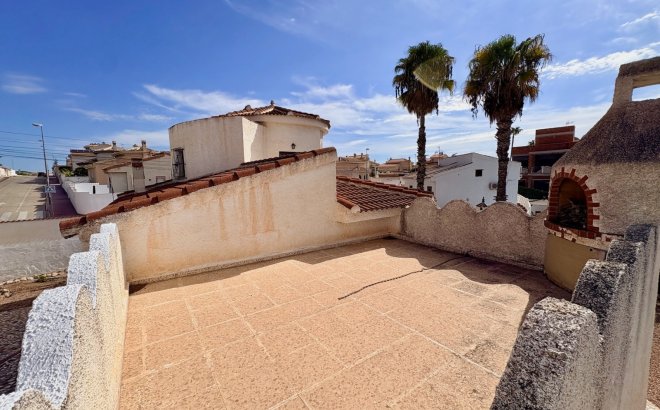 Resale - Villa -
Rojales - Inland