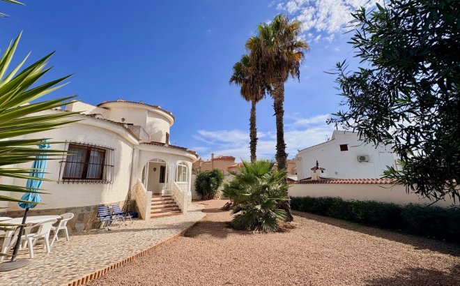 Resale - Villa -
Rojales - Inland