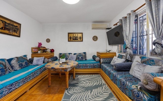 Resale - Town House -
Torrevieja - Nueva Torrevieja