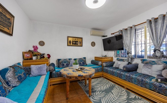 Resale - Town House -
Torrevieja - Nueva Torrevieja
