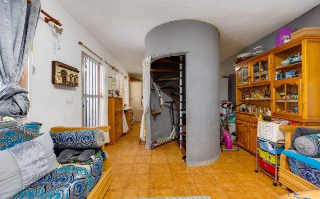 Resale - Town House -
Torrevieja - Nueva Torrevieja