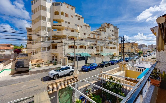 Resale - Town House -
Torrevieja - Nueva Torrevieja