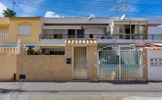 Resale - Town House -
Torrevieja - Nueva Torrevieja