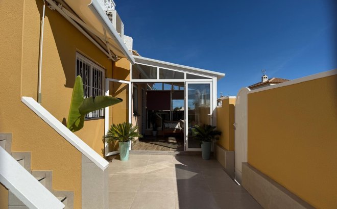 Revente - Villa -
Orihuela Costa - Costa Blanca