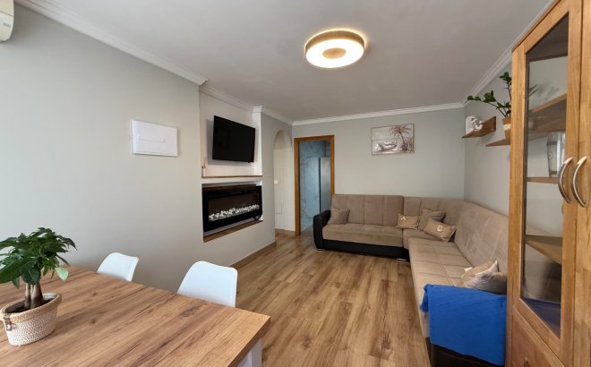 Revente - Villa -
Orihuela Costa - Costa Blanca