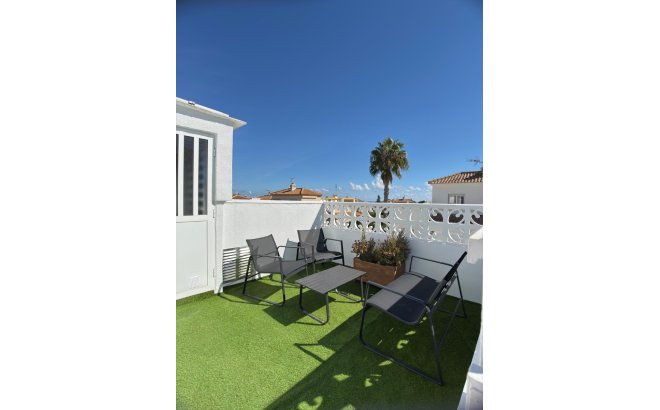 Revente - Villa -
Orihuela Costa - Costa Blanca