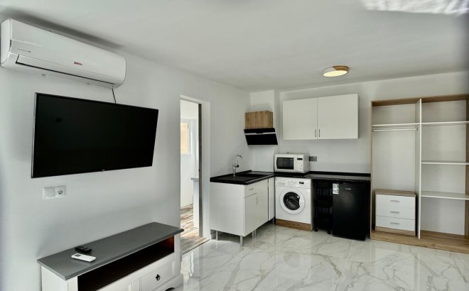Revente - Villa -
Orihuela Costa - Costa Blanca