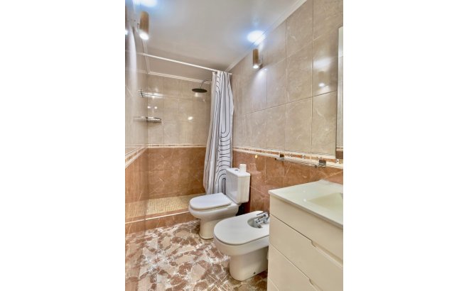 Revente - Appartement -
Torrevieja - Costa Blanca