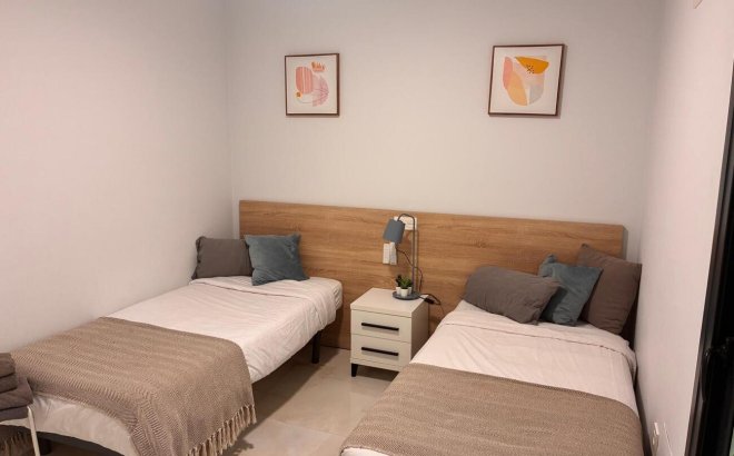 Revente - Appartement -
Los Altos - Costa Blanca