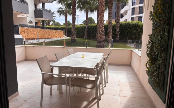 Revente - Appartement -
Los Altos - Costa Blanca