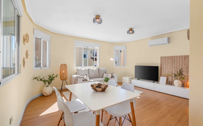 Revente - Town House -
San Miguel de Salinas - Costa Blanca
