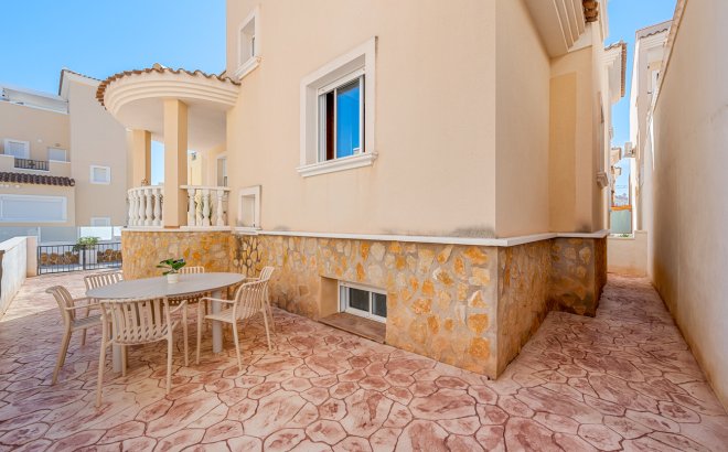 Revente - Town House -
San Miguel de Salinas - Costa Blanca