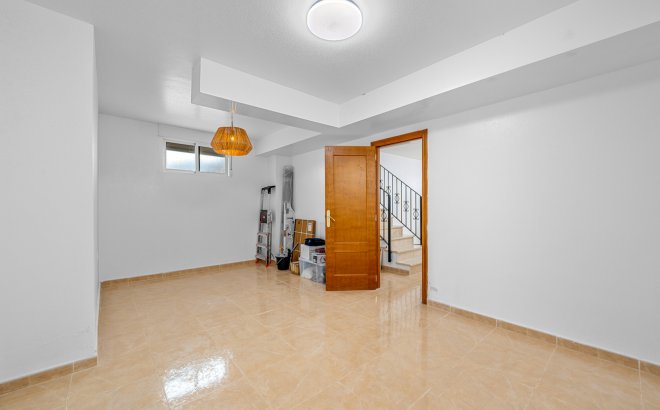 Revente - Town House -
San Miguel de Salinas - Costa Blanca