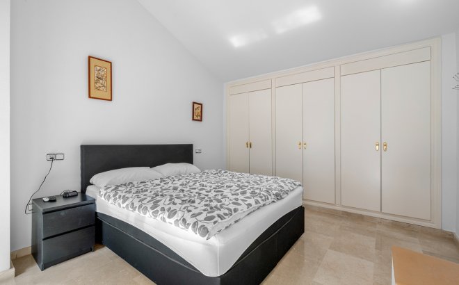Resale - Duplex Penthouse -
Dehesa de Campoamor - Costa Blanca