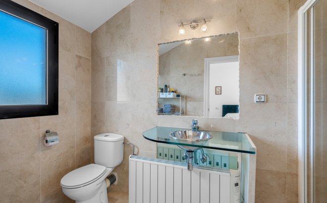 Resale - Duplex Penthouse -
Dehesa de Campoamor - Costa Blanca