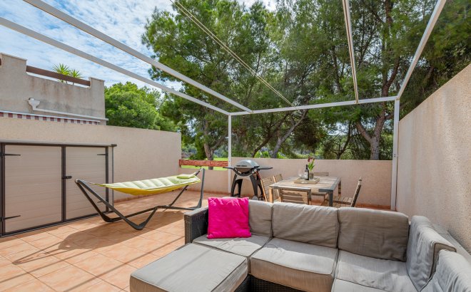 Resale - Duplex Penthouse -
Dehesa de Campoamor - Costa Blanca