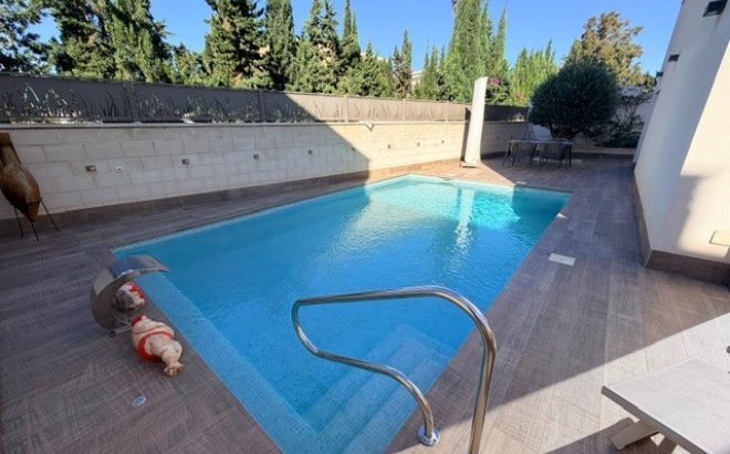 Revente - Villa -
Ciudad Quesada - Costa Blanca
