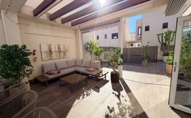 Revente - Villa -
Ciudad Quesada - Costa Blanca