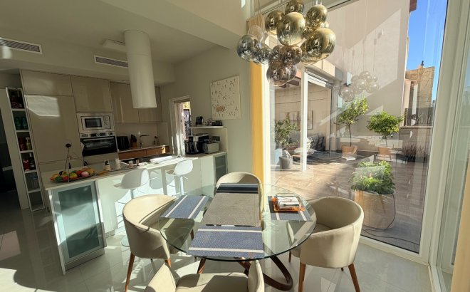Revente - Villa -
Ciudad Quesada - Costa Blanca