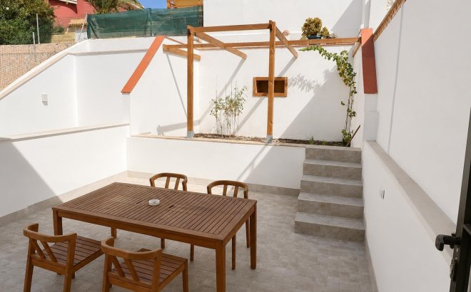 Revente - Town House -
Torrevieja - Costa Blanca
