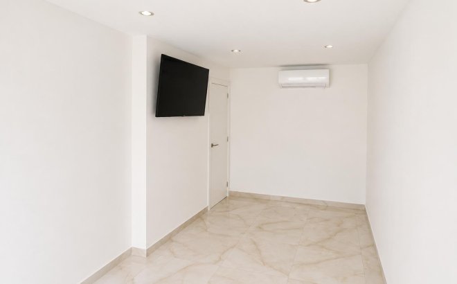 Revente - Town House -
Torrevieja - Costa Blanca