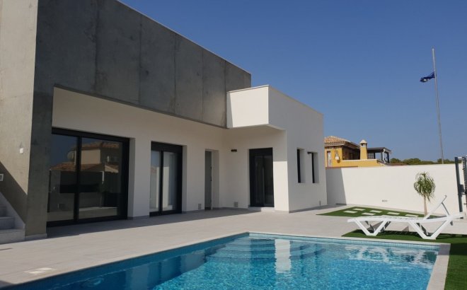 New Build - Villa -
Pilar de la Horadada - Pinar de Campoverde