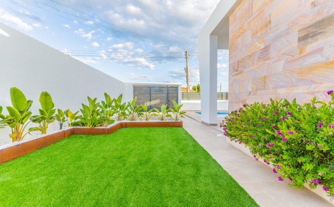 New Build - Villa -
Torrevieja - Torreta Florida