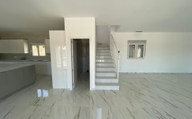 Nouvelle Construction - Chalet -
Pinoso - Camino Del Prado