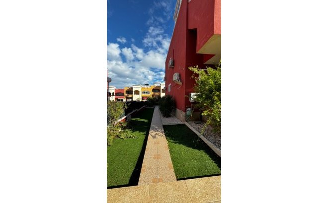 Revente - Bungalow -
Orihuela Costa - Los Altos