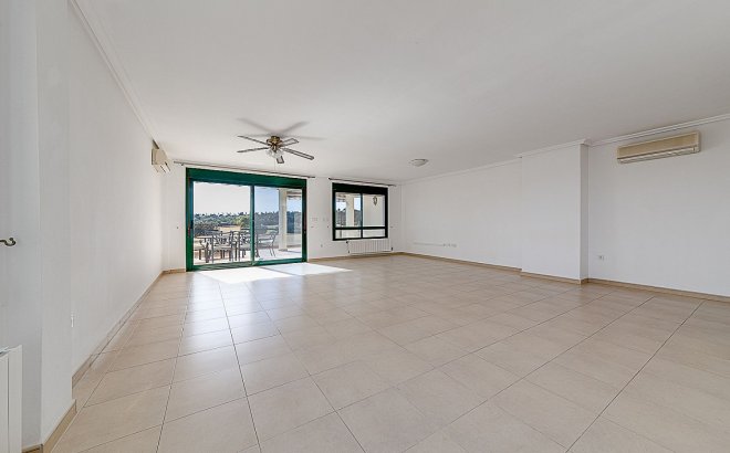 Herverkoop - Penthouse -
Orihuela Costa - Lomas de Campoamor