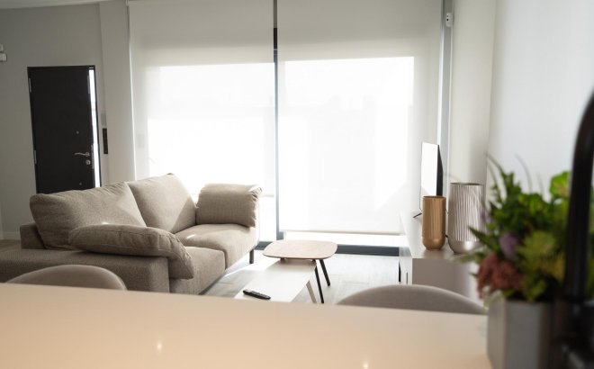 New Build - Top Floor Bungalow -
Pilar de la Horadada - pueblo