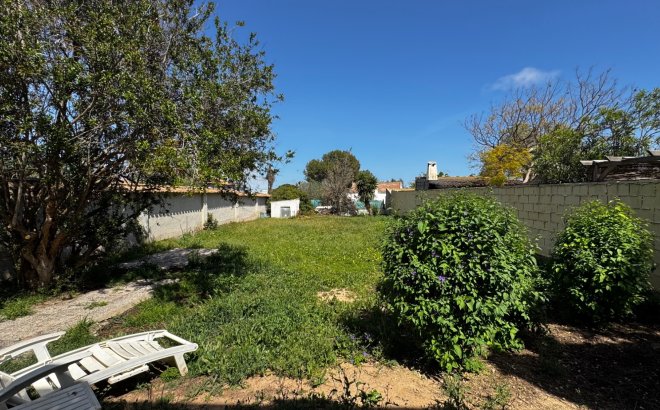 Resale - Terraced house -
Orihuela Costa - Montezenia