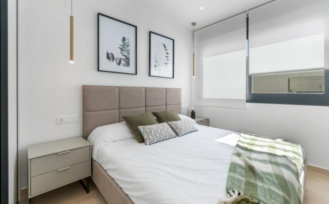 New Build - Top Floor Bungalow -
Torrevieja - Los Balcones