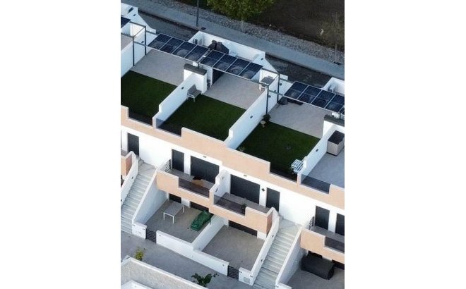 New Build - Top Floor Bungalow -
Pilar de la Horadada - pueblo