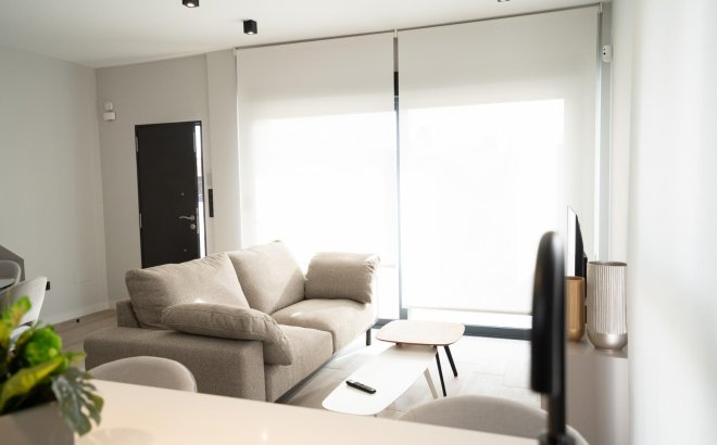 New Build - Top Floor Bungalow -
Pilar de la Horadada - pueblo