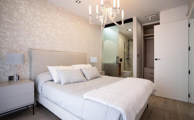 New Build - Top Floor Bungalow -
Pilar de la Horadada - pueblo