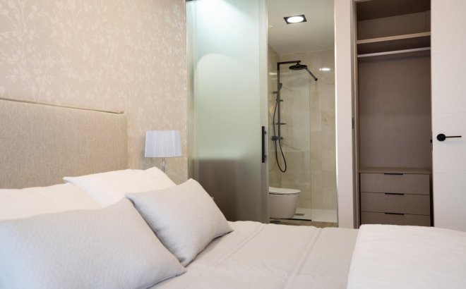 New Build - Top Floor Bungalow -
Pilar de la Horadada - pueblo