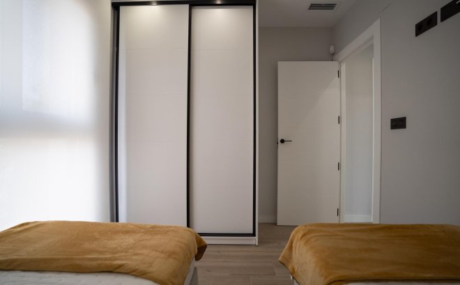 New Build - Top Floor Bungalow -
Pilar de la Horadada - pueblo