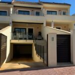 Beautiful house with closed garage in Los Balcones Torrevieja